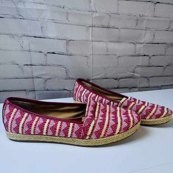 b.ø.c. Born Concept Espadrille Flats | Size 7.5M | Red & Yellow Aztec Print - Picture 2 of 10
